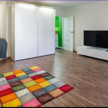 Apartment Am Eiskanal Augsburg Zewnętrze zdjęcie